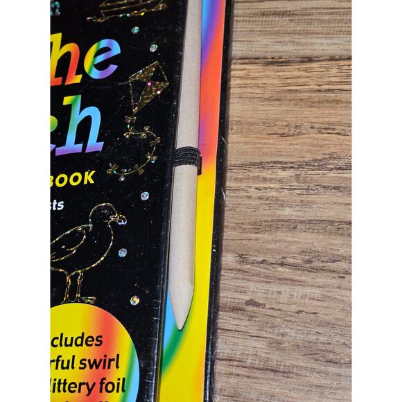 Scratch & Sketch At the Beach (Trace-Along): An Art Activity Book - Picture 3 of 5